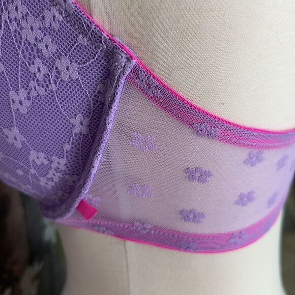 VICTORIA'S SECRET
Sexy Tee Lacie Tee Back Push-Up Bra - Picture 6 of 7